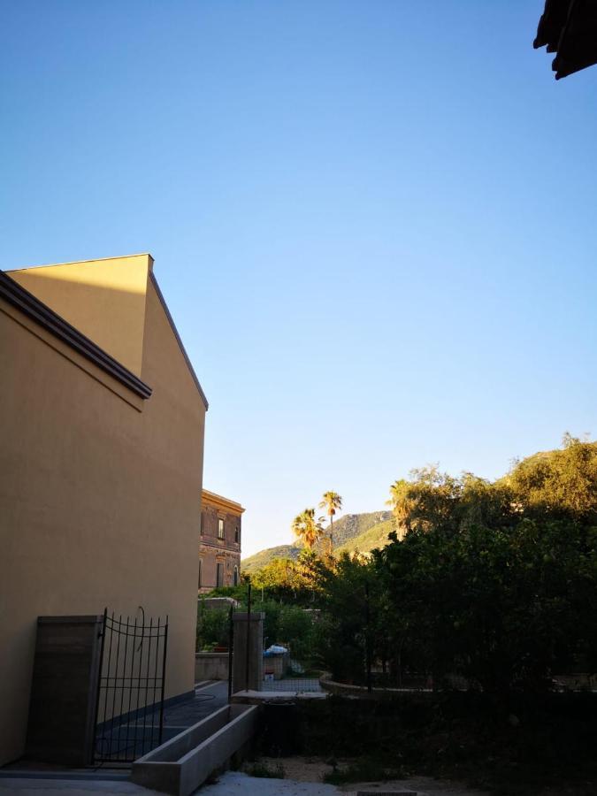 Casa Giulietta Apartment วีโกเอเกวนเซ ภายนอก รูปภาพ